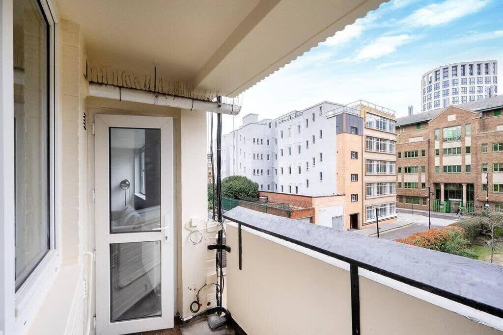 Charming Apartment In The Pleydell Estate Лондон Екстер'єр фото